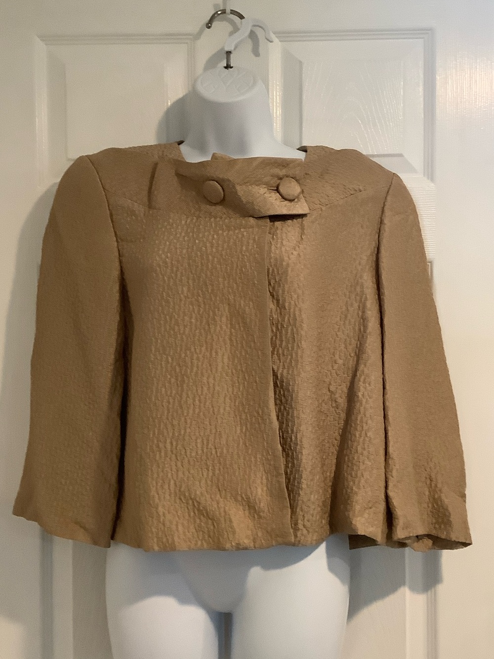 RARE! GIZZELLE CIAMPI FOR MAGALI VINTAGE SAMPLE. Tan/Gold Luxe Evening Jacket 8